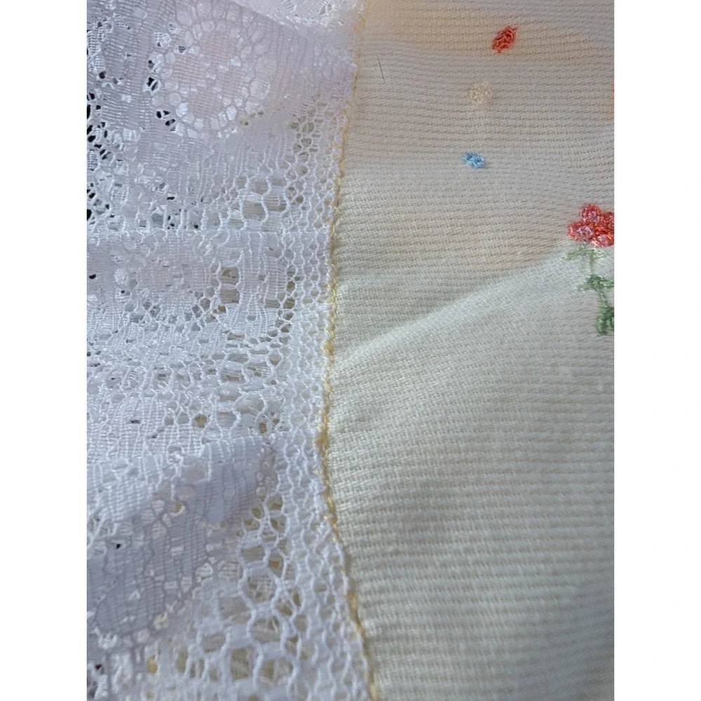 Vintage Embroidered Lace Edge Baby Blanket Yellow Floral 34X34